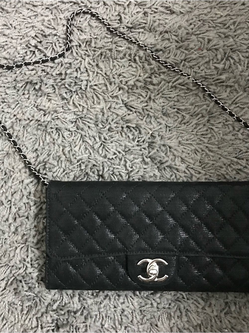 CHANEL Black Quilted Leather Crossbody Wallet with Silver Chain Strap